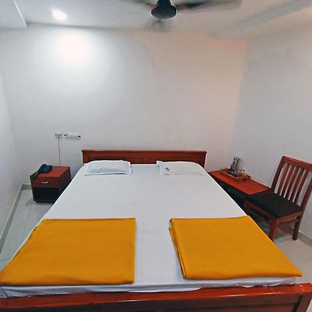Staymaker Shri Shakti Residency Hubli Esterno foto