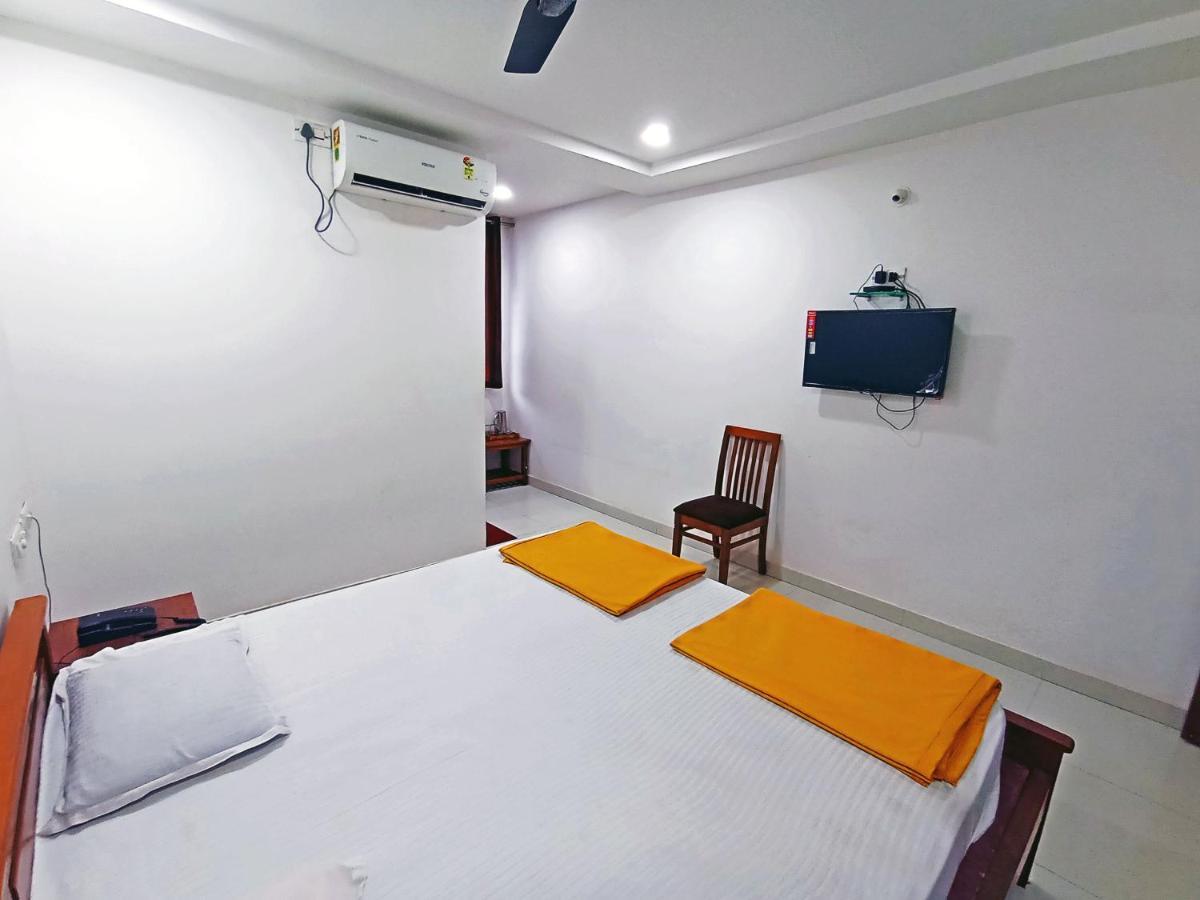 Staymaker Shri Shakti Residency Hubli Esterno foto