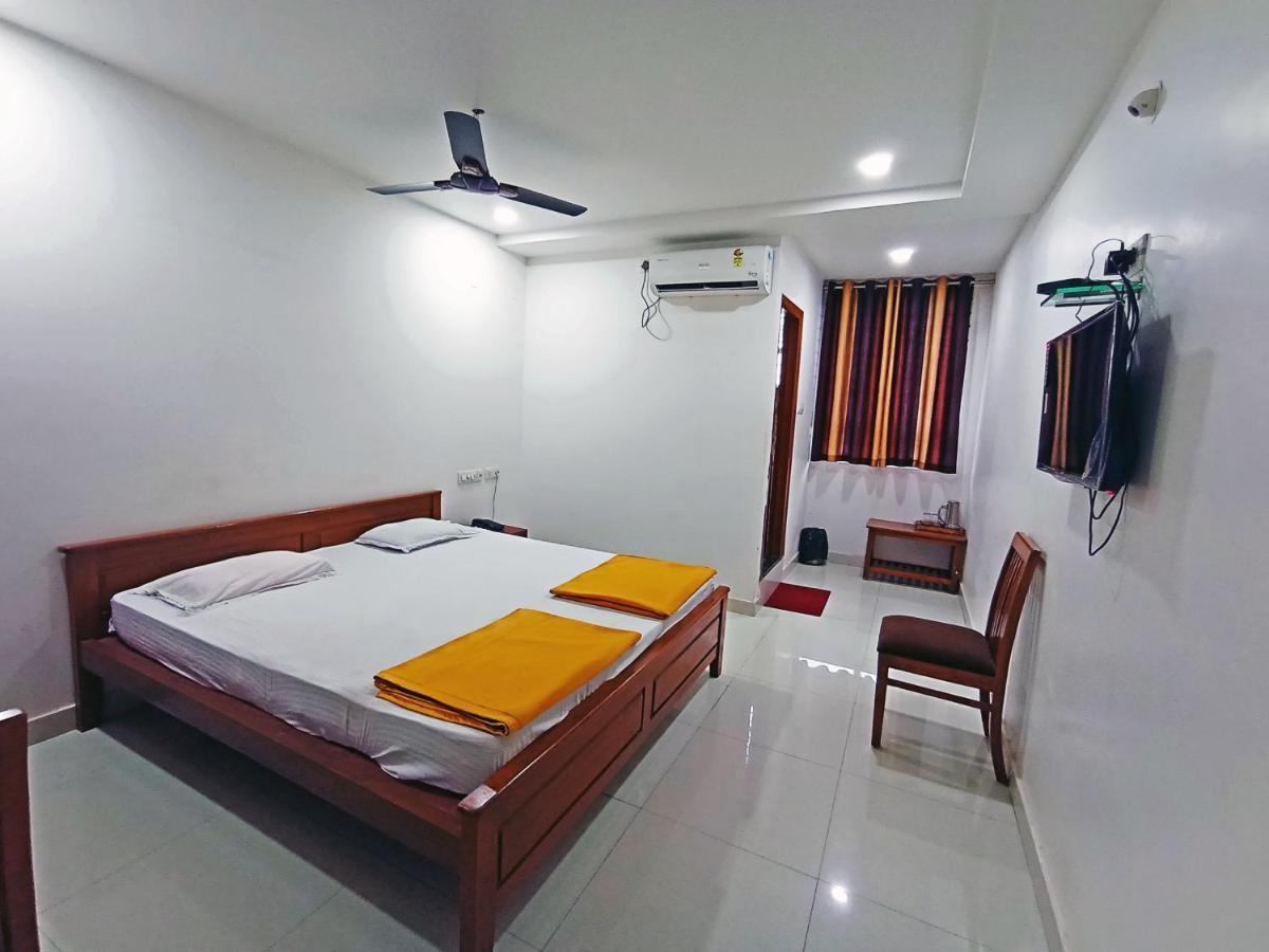 Staymaker Shri Shakti Residency Hubli Esterno foto