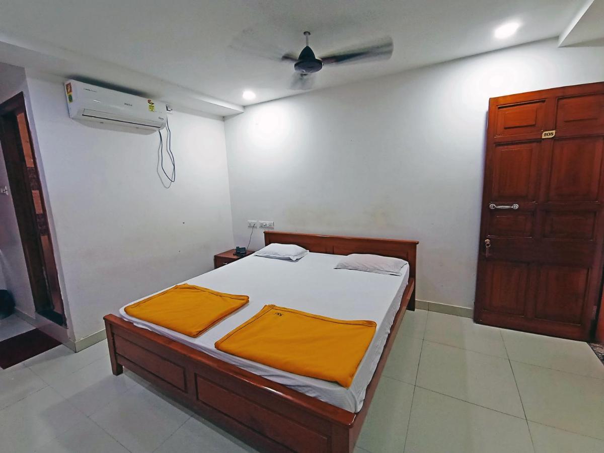 Staymaker Shri Shakti Residency Hubli Esterno foto