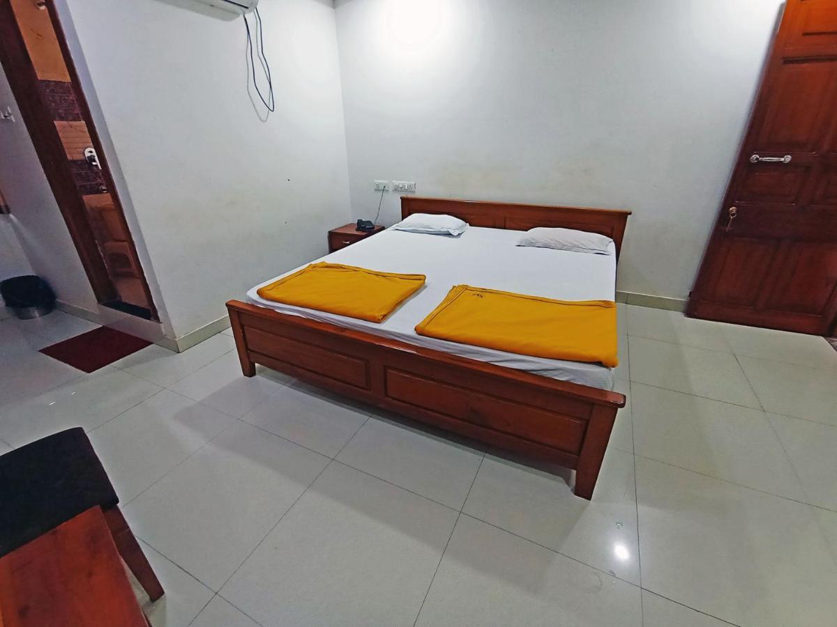 Staymaker Shri Shakti Residency Hubli Esterno foto