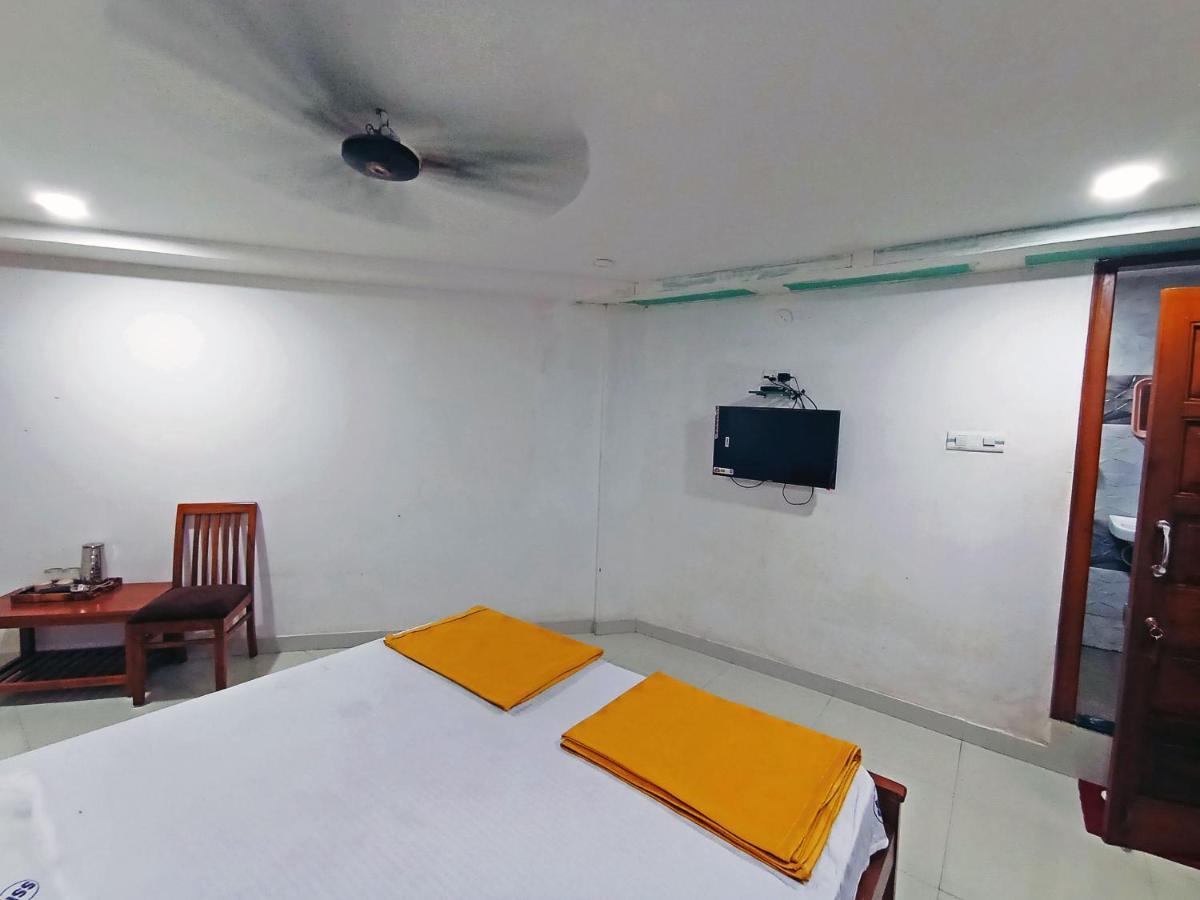 Staymaker Shri Shakti Residency Hubli Esterno foto