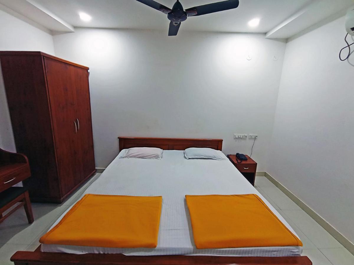 Staymaker Shri Shakti Residency Hubli Esterno foto