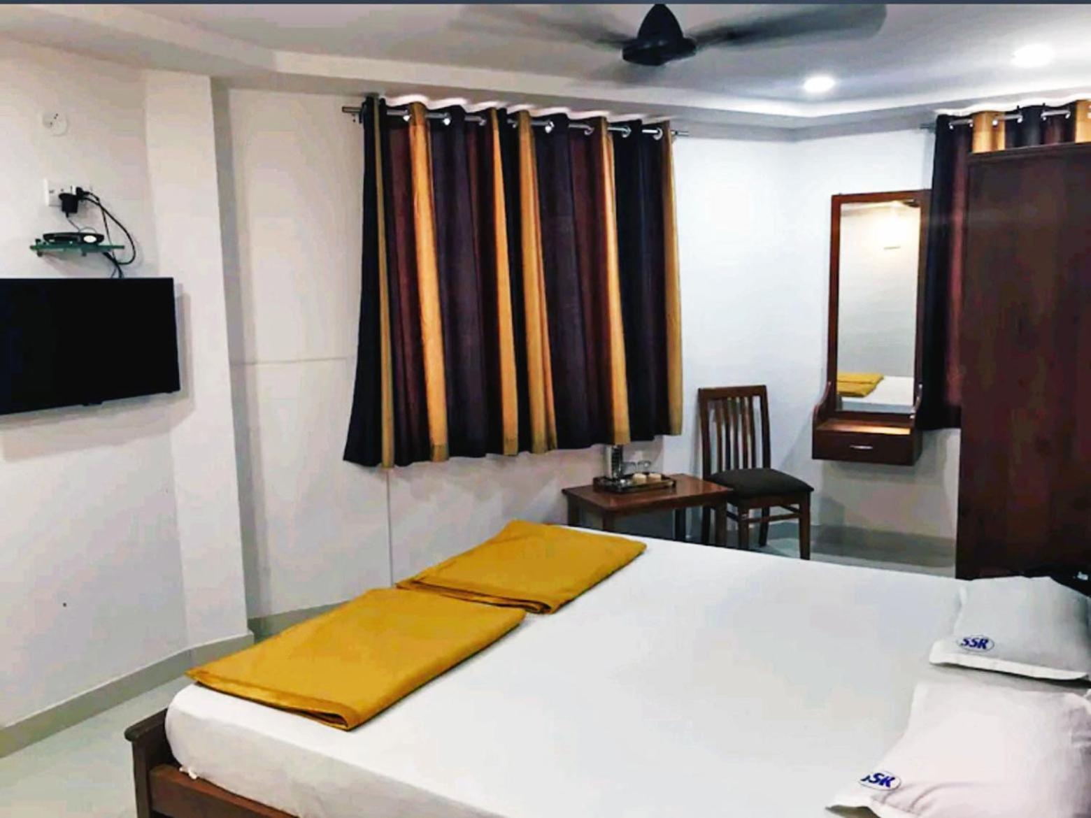 Staymaker Shri Shakti Residency Hubli Esterno foto